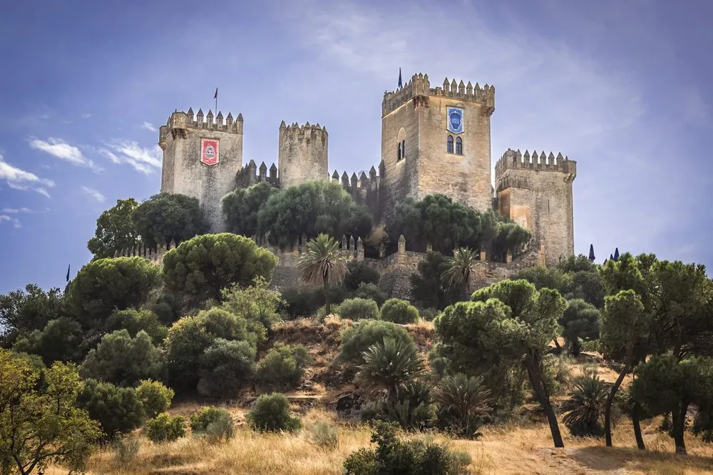 Castillo de Almodóvar del Río — production setup